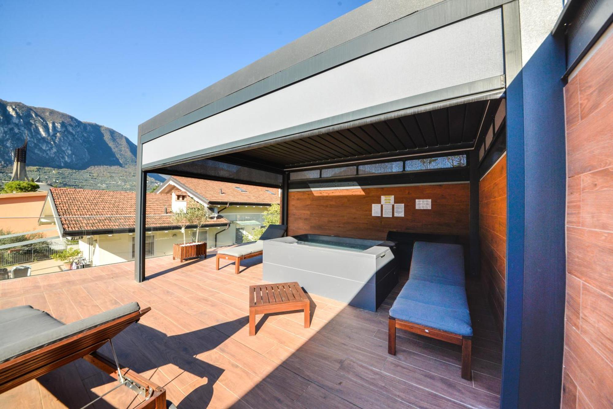 Garda Family & Solarium Apartment Riva del Garda Ngoại thất bức ảnh