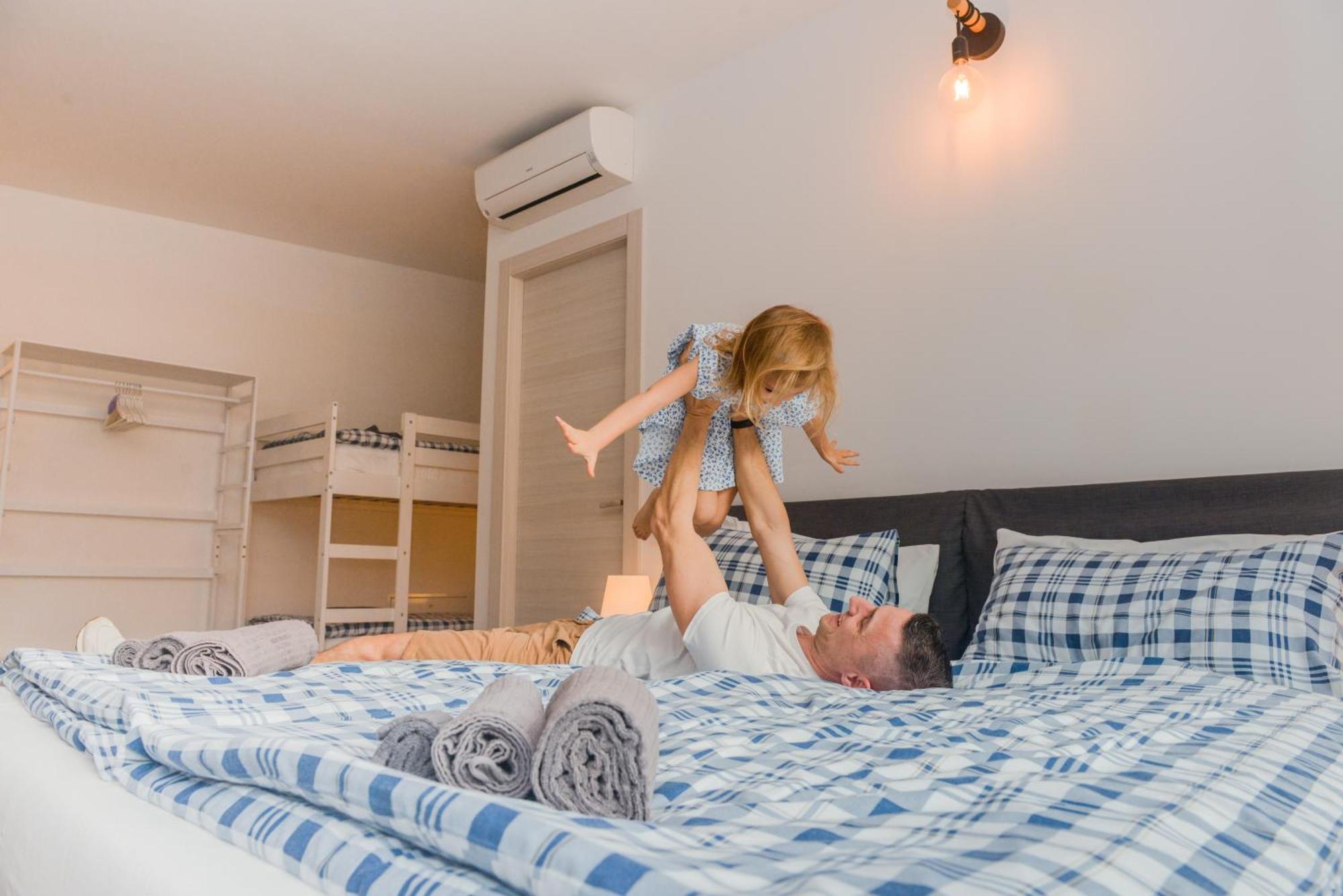 Garda Family & Solarium Apartment Riva del Garda Ngoại thất bức ảnh